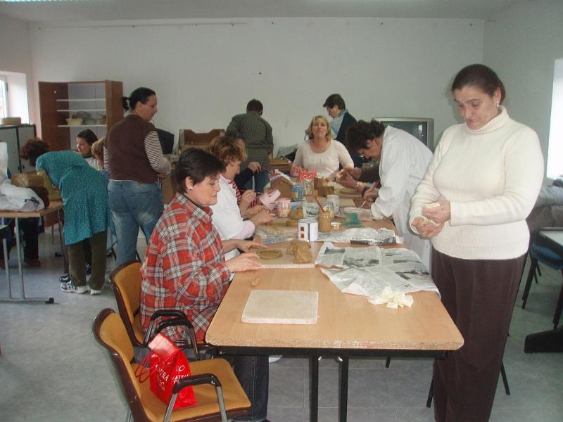 GODOY CON ALUMN@S DE PUENTE ARCE (2).JPG